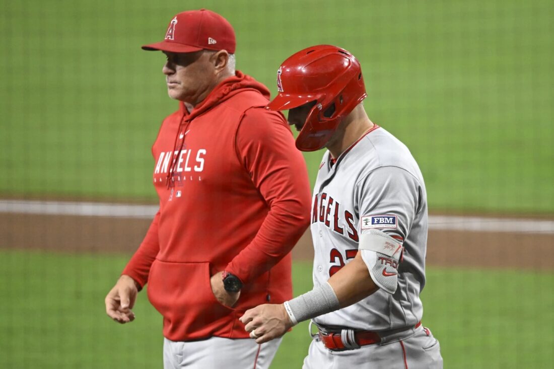 Angels’ Trout says he’ll return despite breaking left wrist News